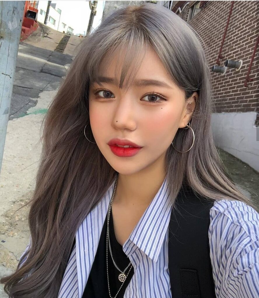 13 Edgy Hair Color Ideas That Instantly Upgrade Your Look (No Boring Hair Allowed) 13 Ash Gray Hair