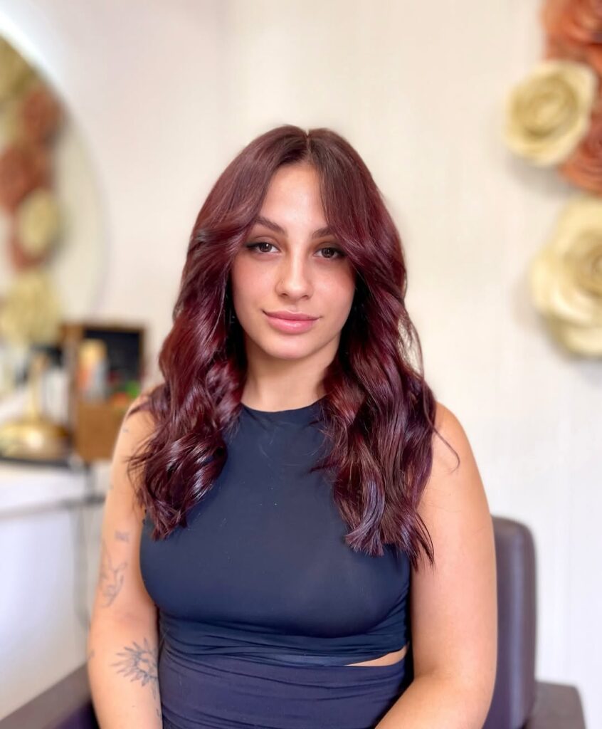 15 Dark Hair Color Ideas That Instantly Make You Look Expensive (Seriously, They’re That Good) 16 Chocolate Cherry