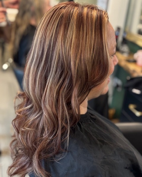 13 Auburn Hair Color Ideas That Will Make You Want to Book a Salon Appointment Immediately 2 Classic Rich Auburn