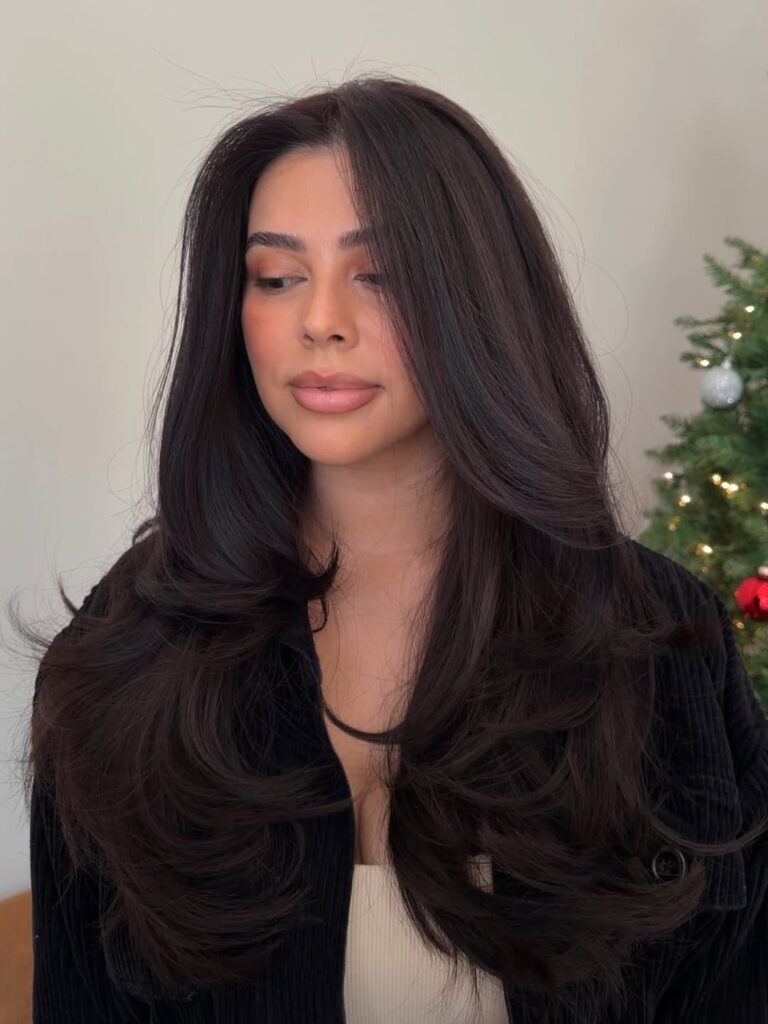 15 Dark Hair Color Ideas That Instantly Make You Look Expensive (Seriously, They’re That Good) 2 Espresso Brown