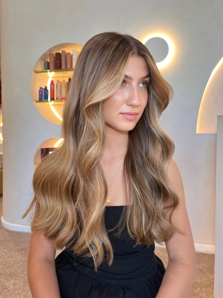 15 Hair Color Ideas for Brown Skin That Instantly Elevate Your Style (Trust Me, These Are Gorgeous) 4 Honey Blonde Highlights