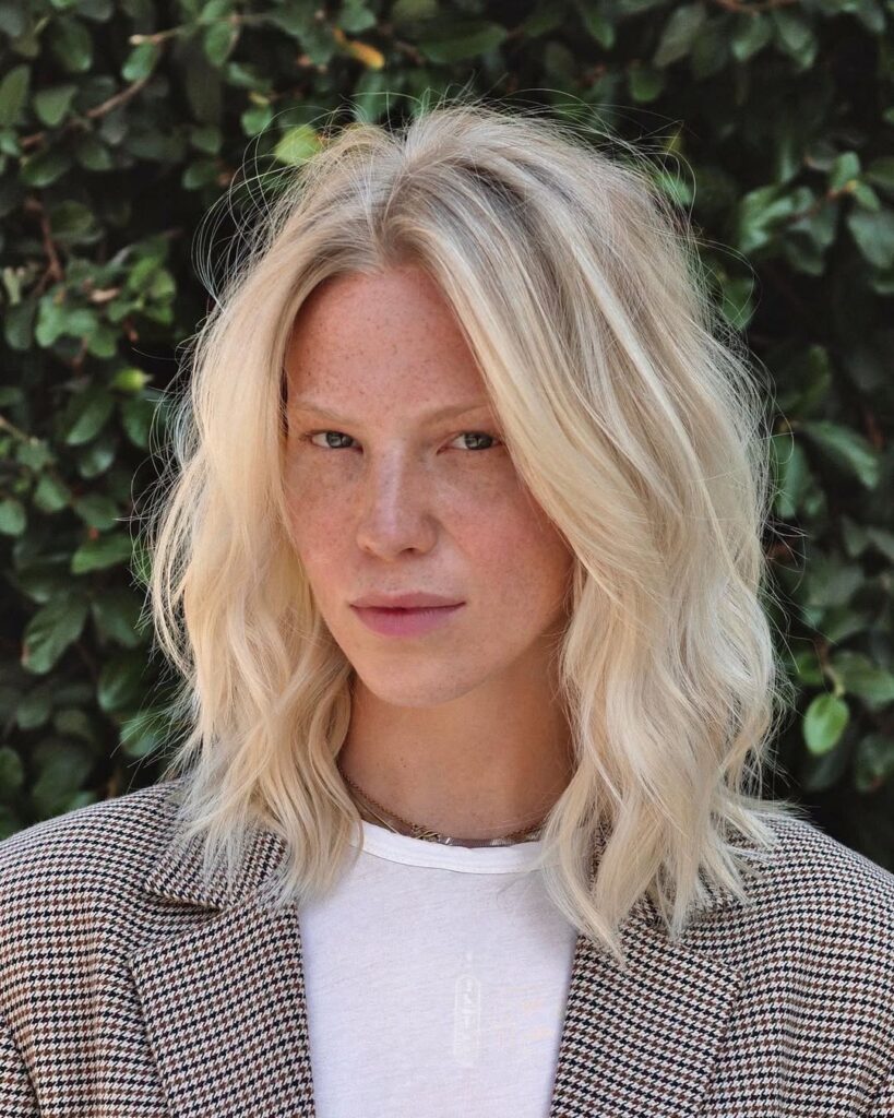 Layered Lob (Long Bob)