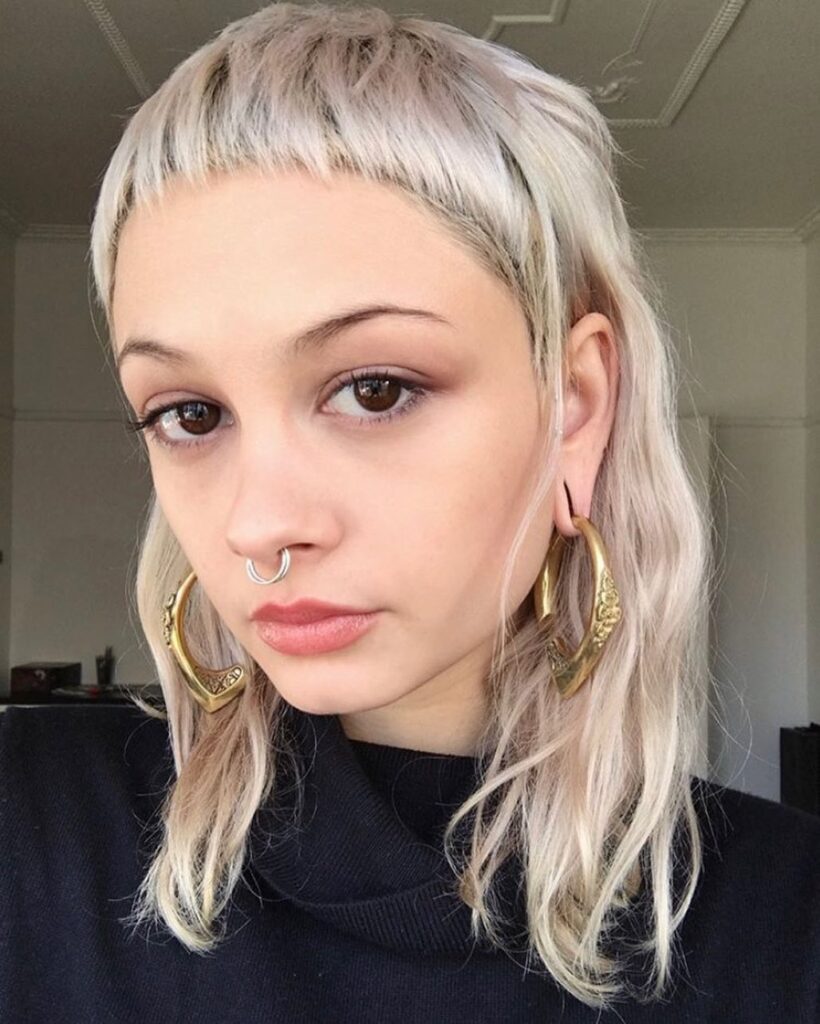 14 New Cute Haircuts Ideas for 2026 You’ll Want Before Everyone Else Does 7 Micro Bangs with Long Hair
