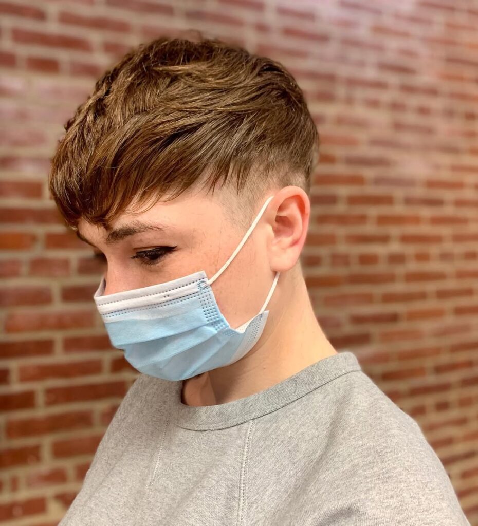 The Disconnected Asymmetric Pixie