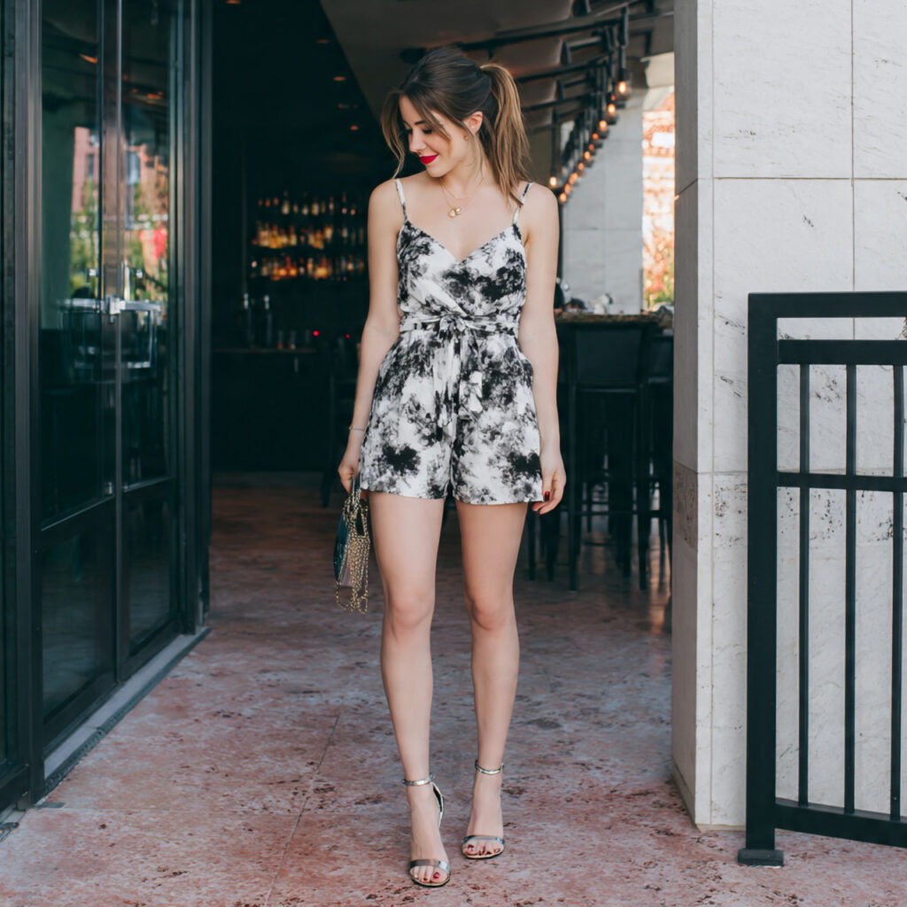 12 Girls Night Out Outfit Ideas That Will Instantly Make You the Best-Dressed in the Group 12 cute romper heels for girls night out outfit
