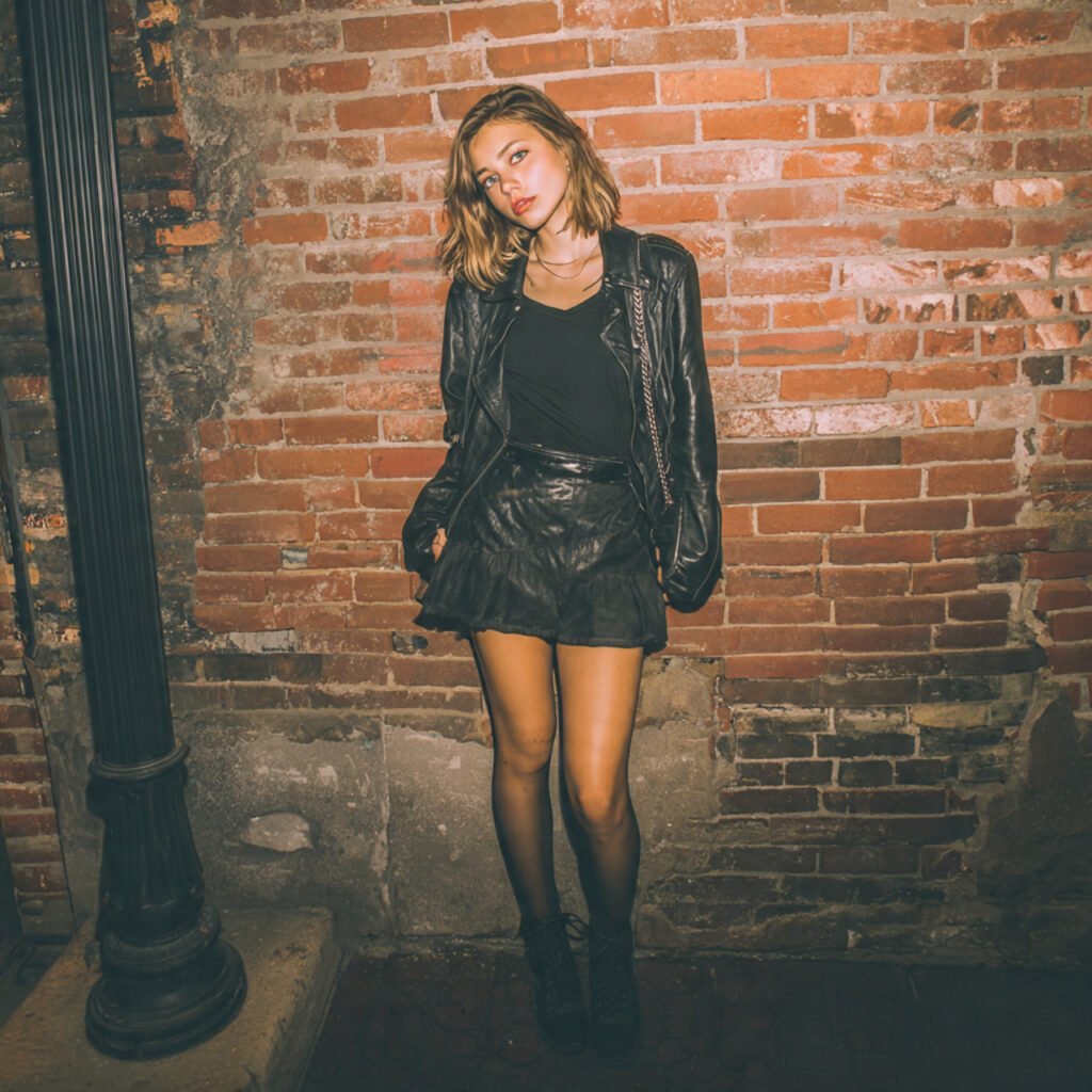 15 Concert Outfit Ideas That Will Make You the Best-Dressed Person in the Crowd 3 leather jacket mini skirt for concert outfit