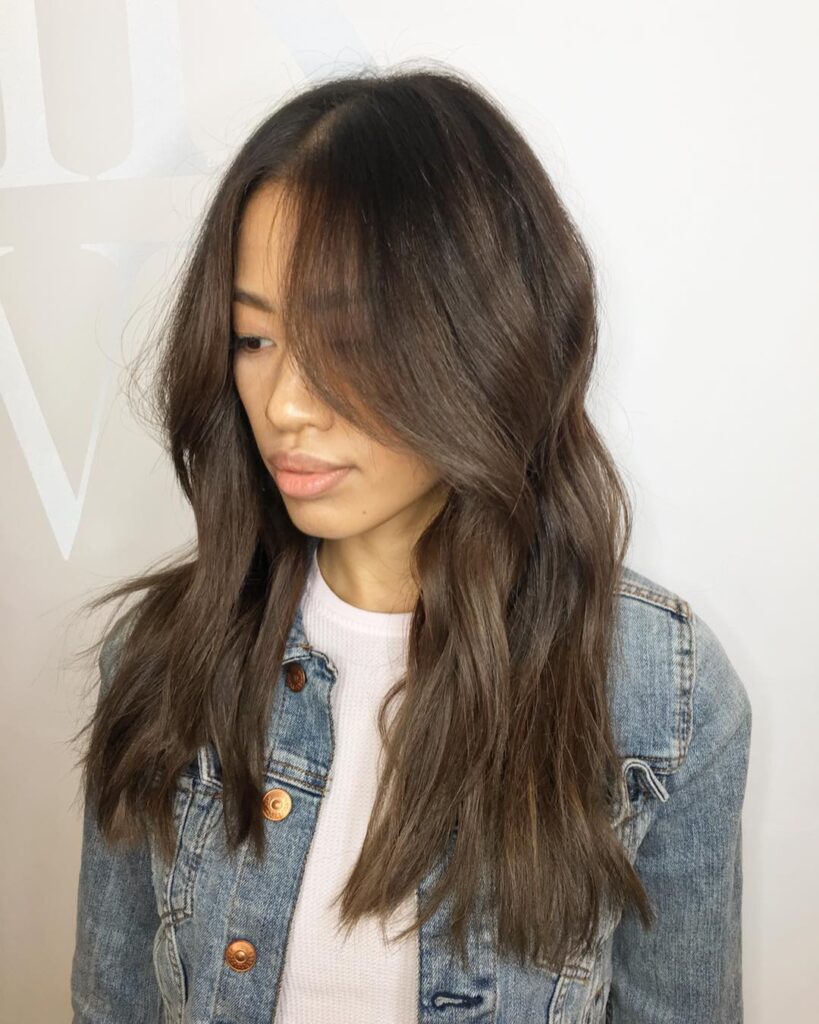 Curtain Bangs with Loose Hair