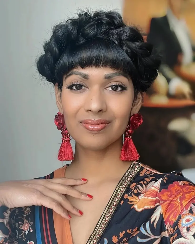16 Easy Short Hair Updos That Look Fancy but Take Basically Zero Effort 6 Braided Crown For Short Hair