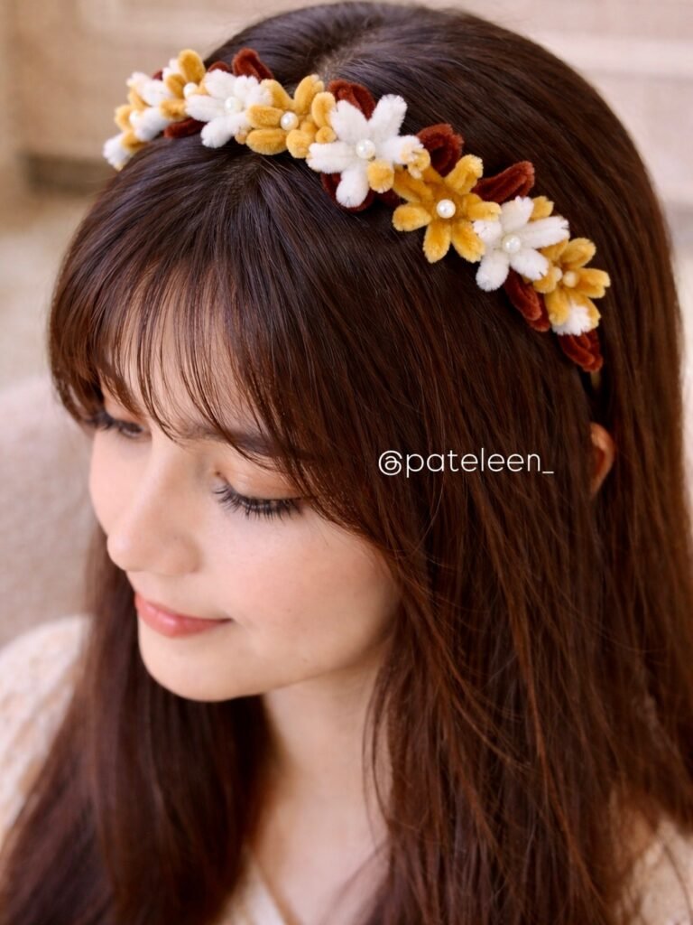 17 Stylish Toddler Hairstyles That Will Make You Want to Try Them Too 12 Cute Headband Style