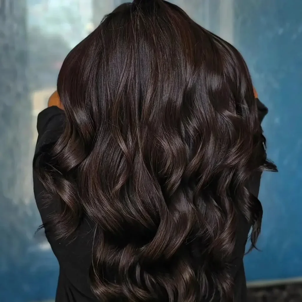 15 Mocha Hair Color Ideas That Look Expensive Without Screaming “I Spent My Whole Paycheck” 3 Dark Mocha Espresso Hair