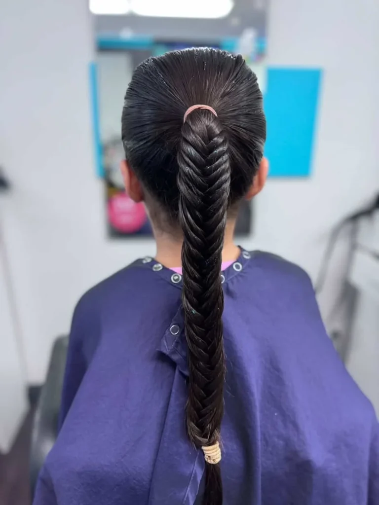 15 Concert Hairstyle Ideas That Look Cute, Last All Night, and Survive the Encore 13 Fishtail Braid