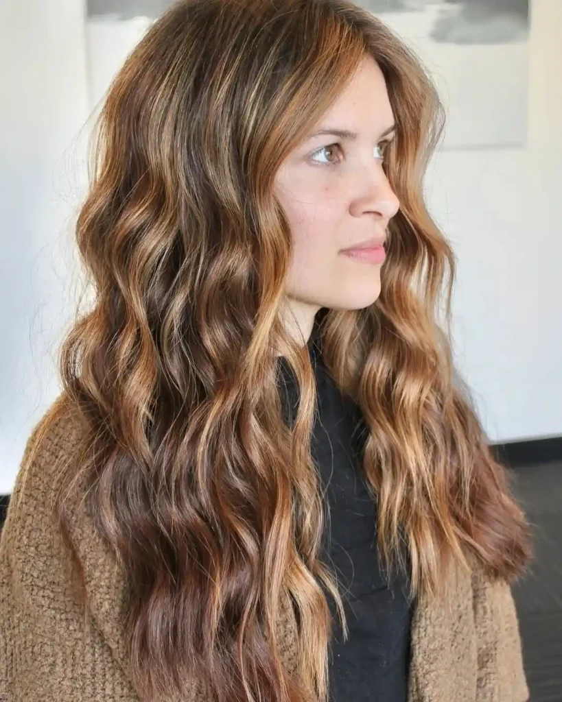 18 Golden Brown Hair Color Ideas That Make Brunette Hair Look Expensive Without Even Trying 13 Golden Brown Babylights