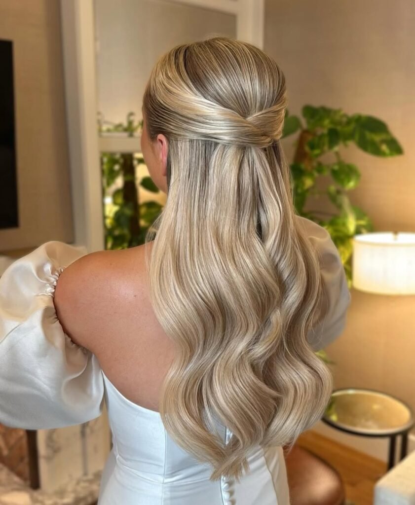 12 Cute School Hairstyles Ideas That’ll Make Mornings Way Easier (And Way More Stylish) 5 Half Up Half Down