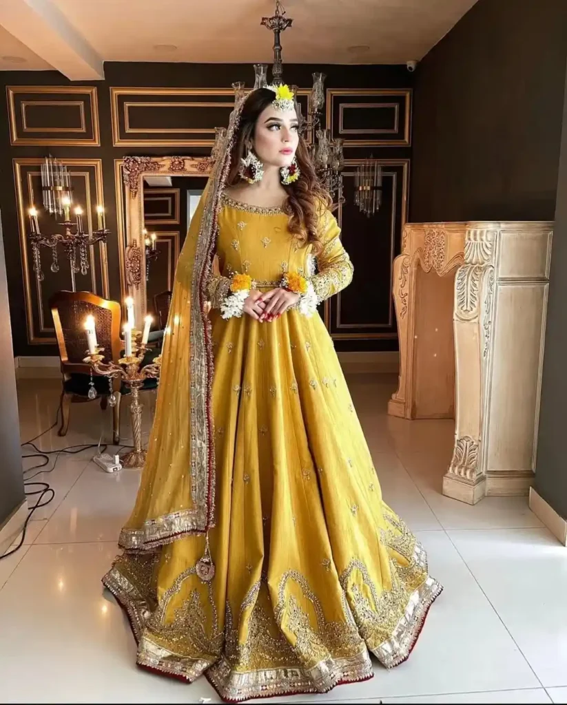 16 Mehndi Outfit Ideas That Bring Color, Comfort & Main Character Energy 39 Mehndi Outfit Ideas