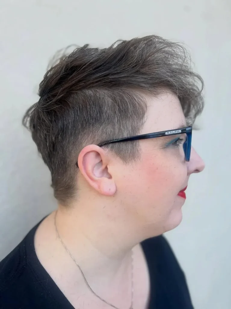 16 Cute Short Hair Ideas That Look Effortless, Chic, and Totally Screenshot-Worthy 16 Short Asymmetrical Cut
