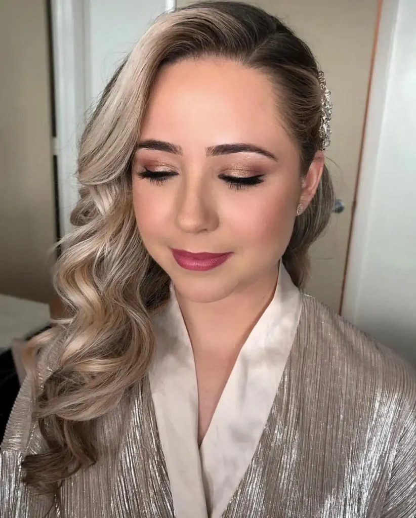 15 Wedding Hairstyles for Long Hair That Look Luxe, Romantic, and Totally Effortless 11 Side Swept Curls
