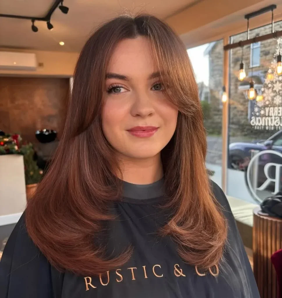 18 Natural Hair Color Ideas That Look Effortless, Expensive, and So Wearable 3 Warm Chestnut Brown
