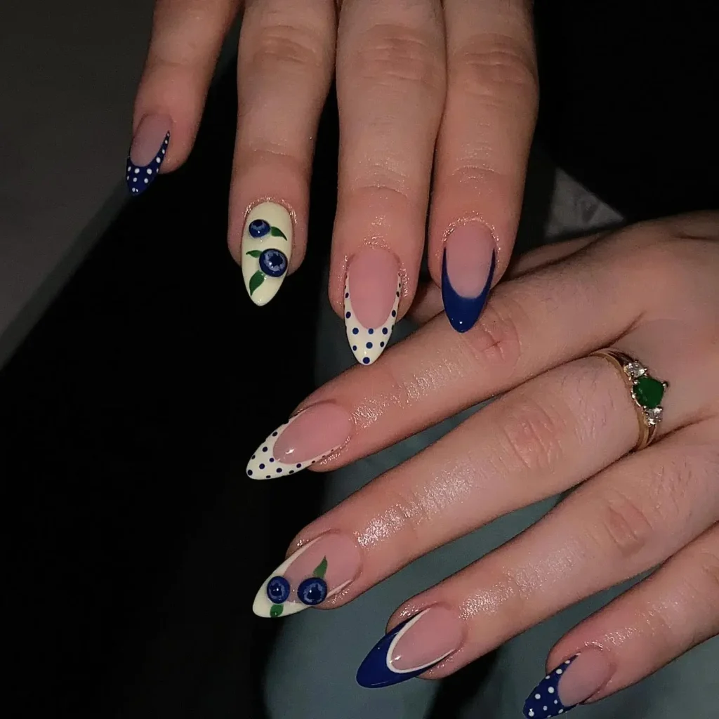 17 Blueberry Nails That Look Sweet, Fresh, and Low-Key Expensive 5 Blueberry Chrome Nails