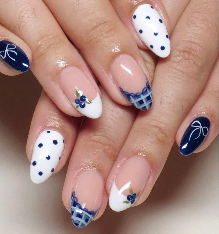 17 Blueberry Nails That Look Sweet, Fresh, and Low-Key Expensive 15 Blueberry Picnic Nails
