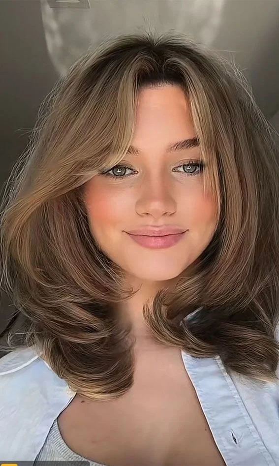 16 Medium Short Hair Ideas That Look Stylish and Easy to Maintain 2 Layered Medium Short Haircut for a Soft Look