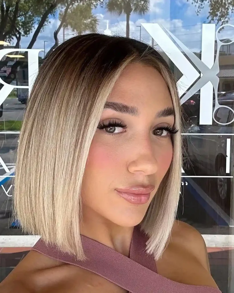 17 Short Thick Hair Ideas That Will Instantly Upgrade Your Look (No Effort, All Style) 5 Sleek Blunt Bob