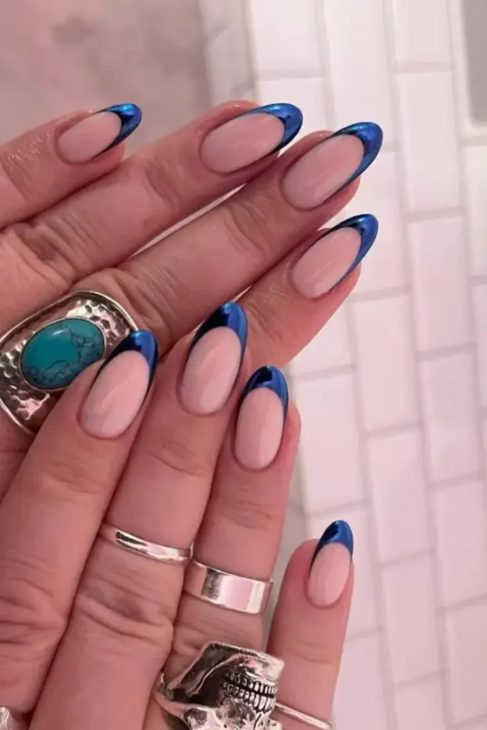 16 Blue Chrome Nails That Look Expensive, Cool, and Main Character Approved 5 Blue Chrome French Tips