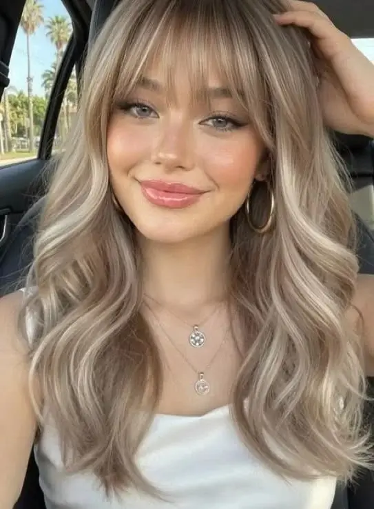16 Blonde and Brown Hair Color Ideas That Look Expensive Without Trying Too Hard 4 Caramel Blonde Money Pieces