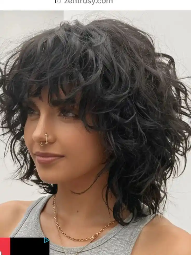 18 Short Hair With Layers Ideas That Instantly Make You Look Cooler (Yes, Really) 18 Curly Short Layers