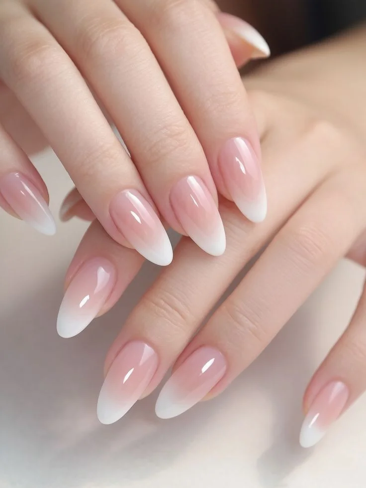 16 Classy Almond Nails That Make Every Outfit Look Expensive (Your New Everyday Nail Obsession) 13 French Ombre Almond Nails