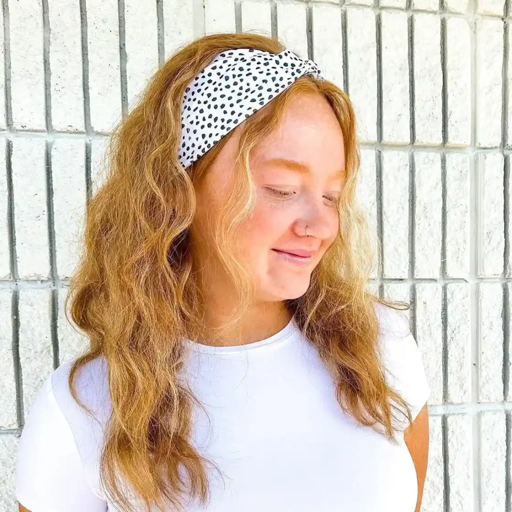 18 Work Hairstyles Ideas That Make You Look Polished Before Your Coffee Even Kicks In 17 Headband Hairstyle
