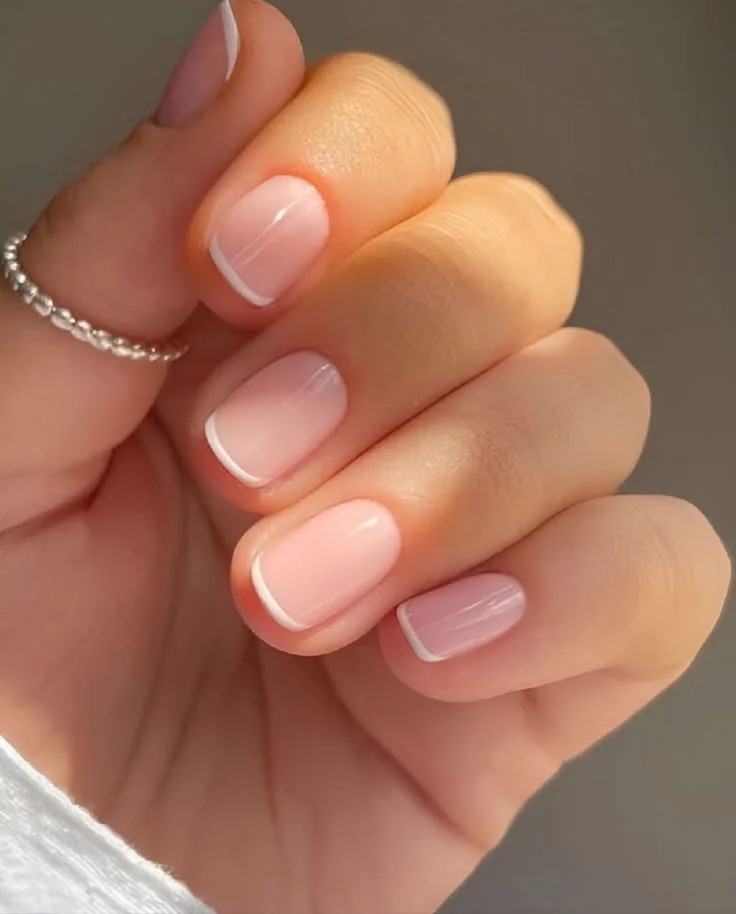 18 Really Short Nails Ideas That Prove Tiny Manicures Can Still Slay 4 Micro French Tip Nails 1