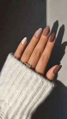 Cozy Sweater Texture Nail Design