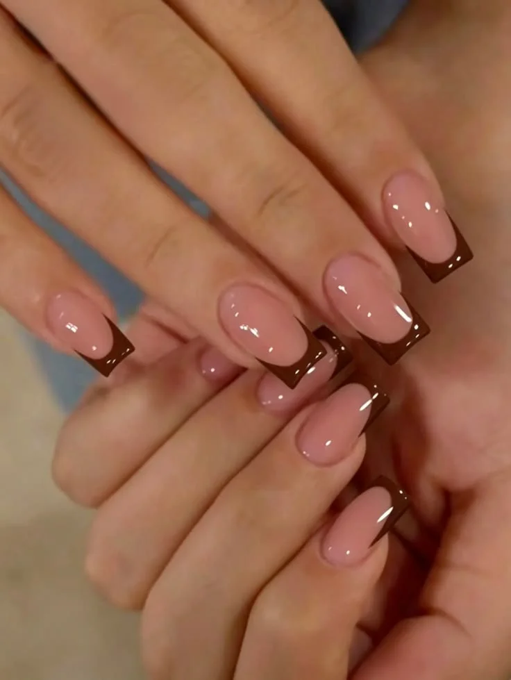 15 Fall Square Nails Ideas That Look Chic, Clean, And Perfect For Autumn 7 Fall French Tip Square Nails