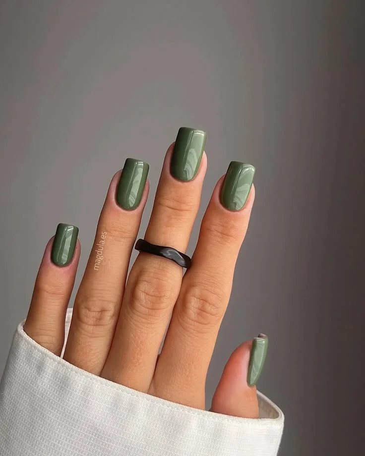 15 Fall Square Nails Ideas That Look Chic, Clean, And Perfect For Autumn 11 Sage Green Square Nails