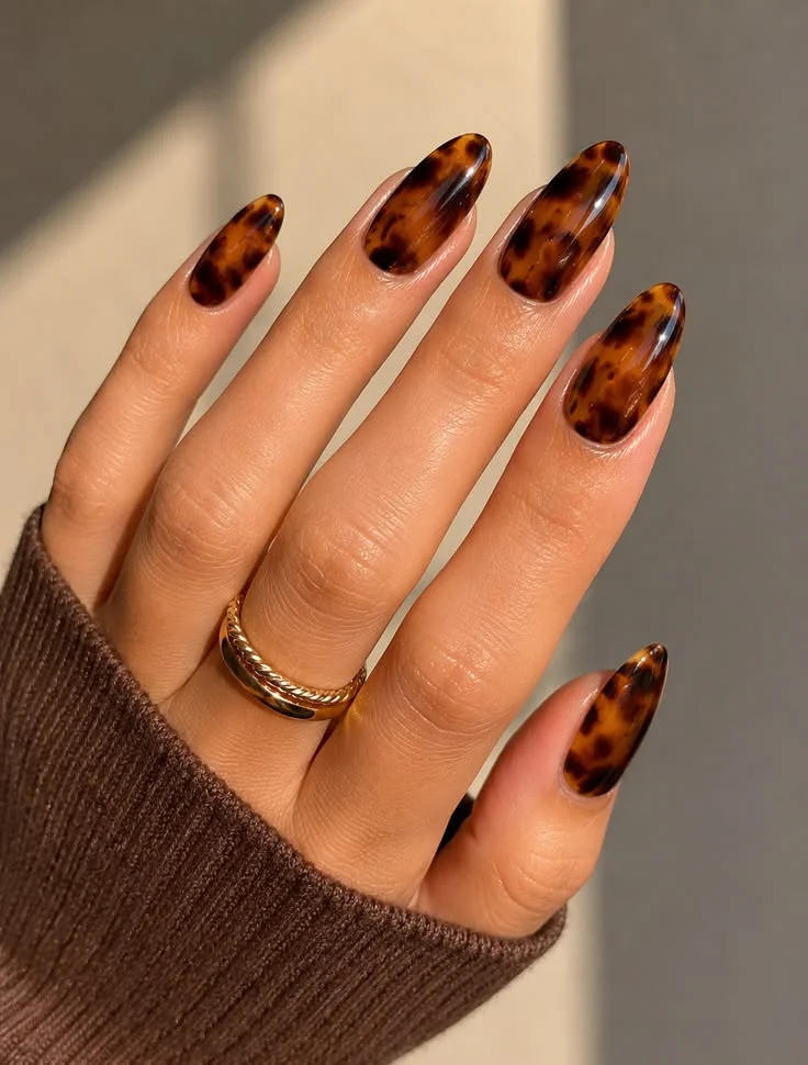 Tortoiseshell Fall Nail Design