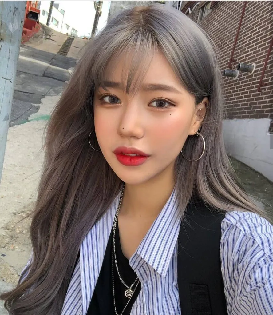 13 Edgy Hair Color Ideas That Instantly Upgrade Your Look (No Boring Hair Allowed) 13 Ash Gray Hair