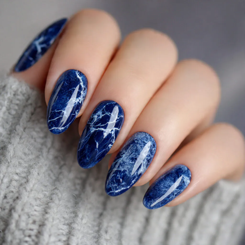 13 Navy Blue Nails Ideas That Look Expensive, Chic, and Totally Copy-Worthy 8 navy blue marble nails