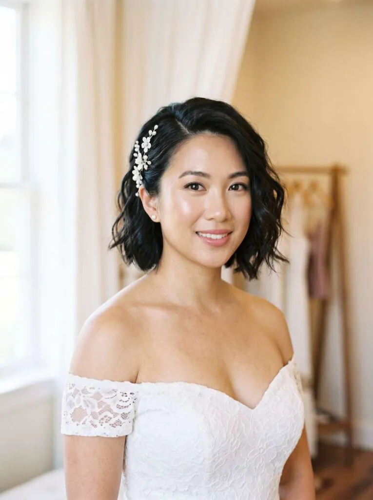16 Wedding Hairstyles for Short Hair Ideas: Chic Styles for Your Big Day 38 16 Wedding Hairstyles for Short Hair Ideas: Chic Styles for Your Big Day