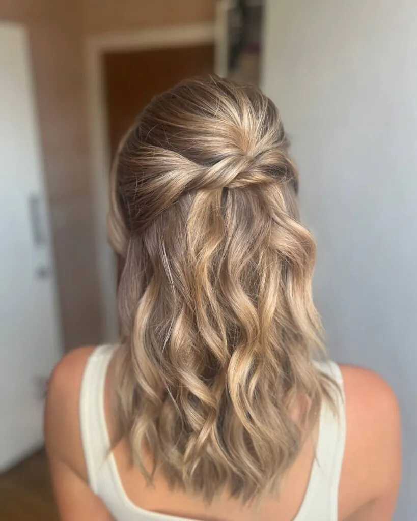 14 Prom Hairstyles Ideas Everyone Will Be Screenshotting Before Prom Night 20 Prom Hairstyles Ideas